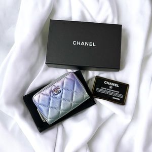 🔥 BRAND NEW 21k CHANEL IRIDESCENT CALFSKIN ZIP AROUND WALLET 🔥